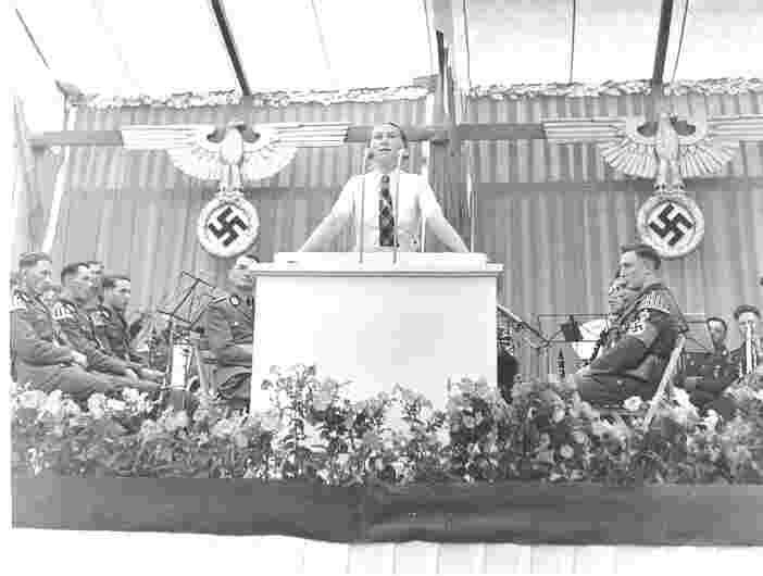 Gertrud Scholtz-Klink 1.jpg