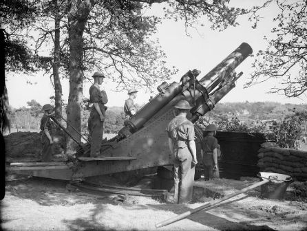 obusier de BL 9.2 inch du 56th Heavy Regiment RA, mai 1940.jpg