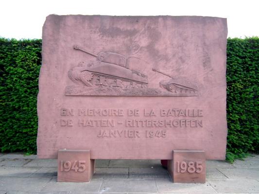 Stèle bataille de Hatten Rittershoffen.jpg