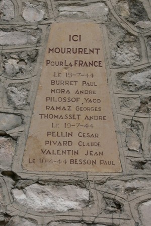 monu_resistance_echallon_07.jpg