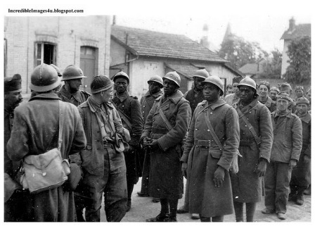 french-soldiers-POW-prisoner-of-war-second-world-war-ww2.jpg