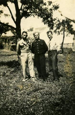 18 - 1943 2 Les prisonniers R.jpg