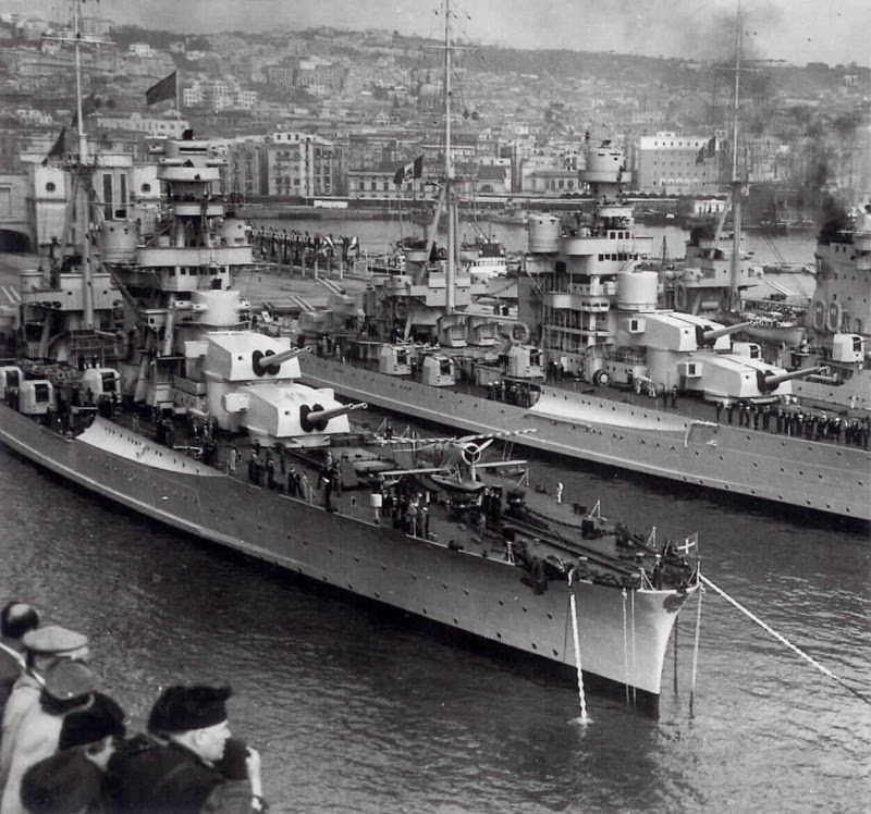 FIUME,ZARA et POLA à naples.jpg