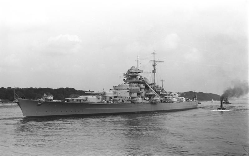 Bundesarchiv_Bild_193-04-1-26,_Schlachtschiff_Bismarck[1].jpg