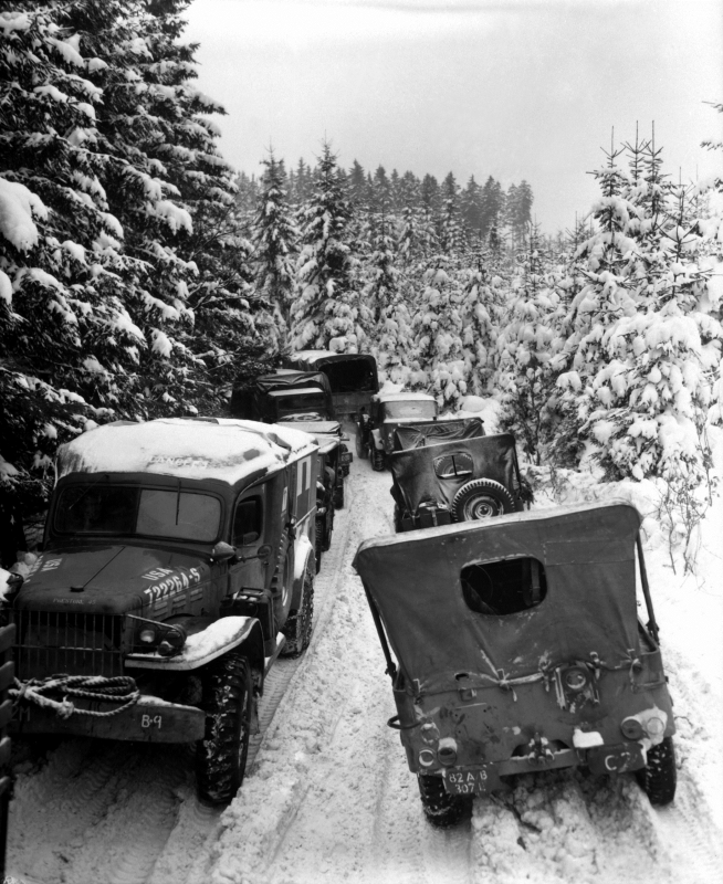 US_87th_ID_vehicles_StVith_Jan1945rt.jpg