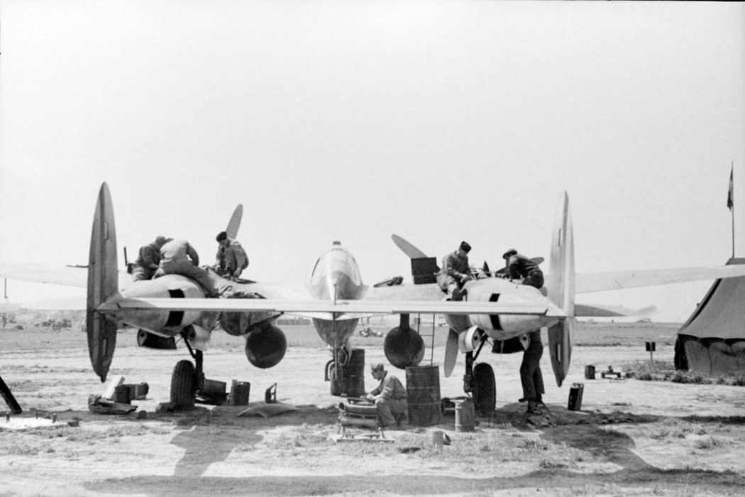AIR-57-1073.jpg