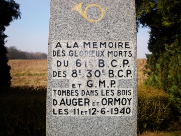 stele ormoy villers-2.jpg