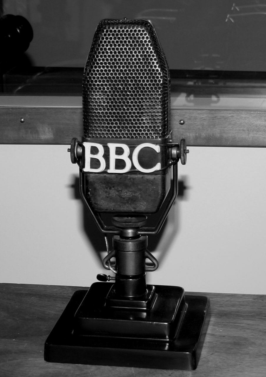 Micro-BBC-Radio-Londres-BW.jpg
