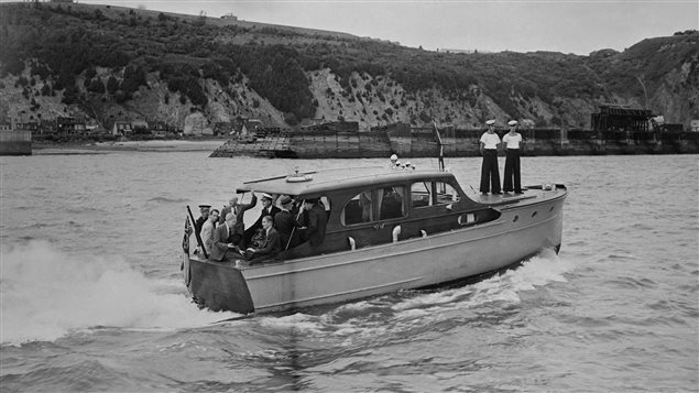 140610_fk344_hms-jeffy-jan_sn635.jpg