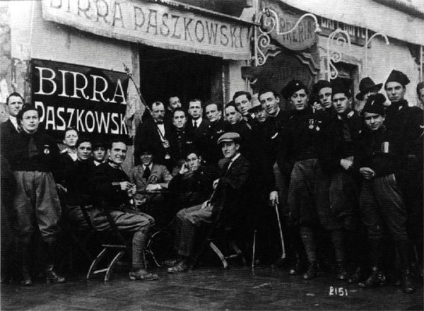 nuova-foto-della-squadra-d_azione-la-disperata-di-firenze.jpg