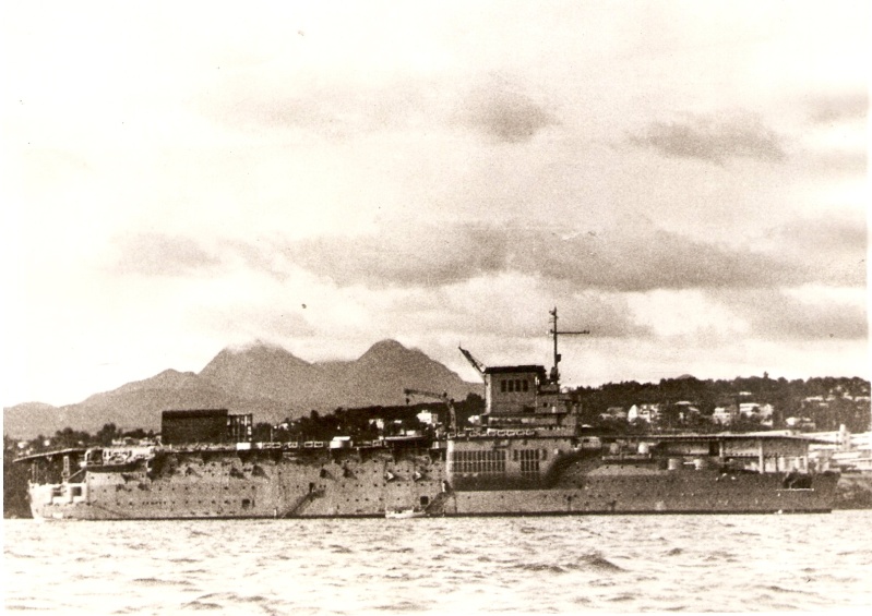 BEARN 1941 en martinique.jpg