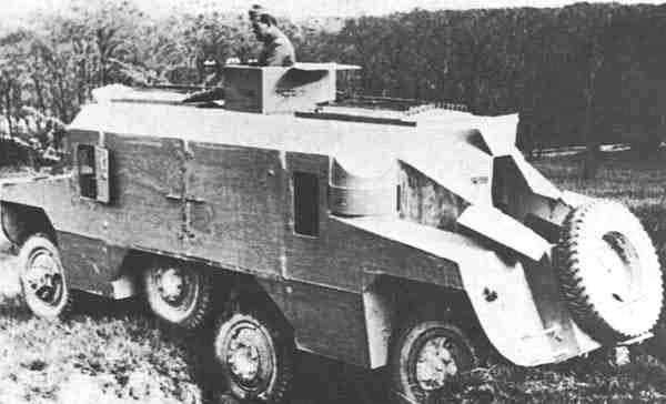 Austrian Armour Car Steyr ADGC 1933 prototype_1.jpg