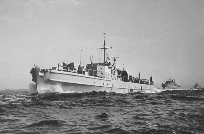 R138 m1051_1.jpg