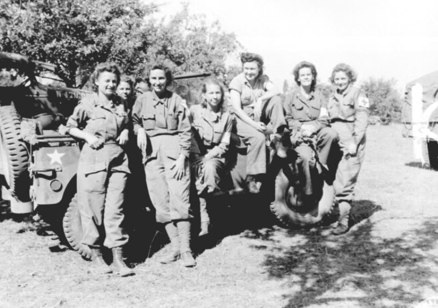 03 Les Rochambelles, 1e Compagnie médicale de la 2e division blindee de Leclerc..jpg