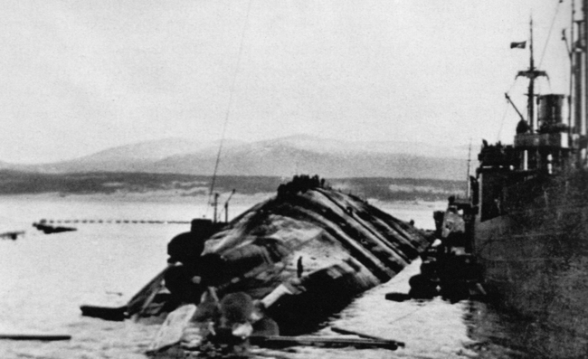 TIRPITZ 1944 12 et NEUMARK atelier.jpg