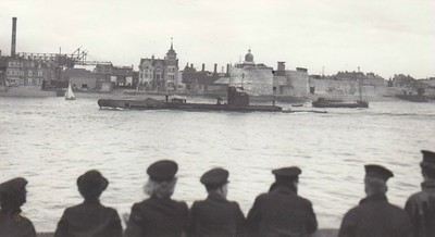 submarine-hms-unbroken-1942.jpg