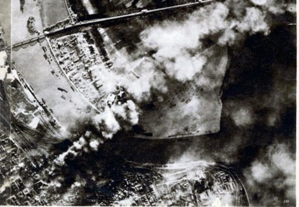 Bombardement de Belgrade du 6 avril 1941.jpg