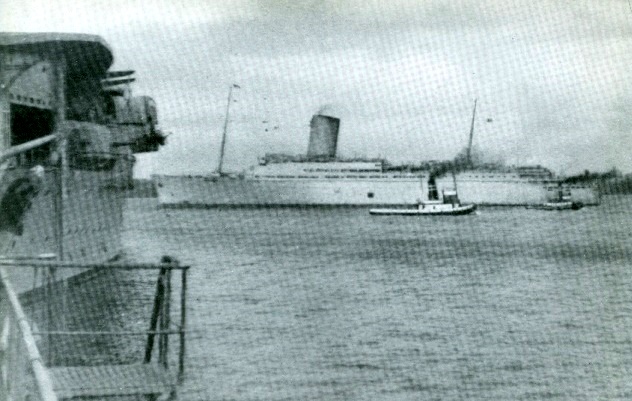 BEARN 1940 6 7 et PASTEUR   transport or BDF.jpg