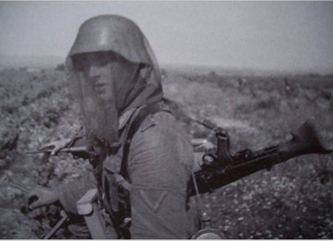 mosquito head net.jpg