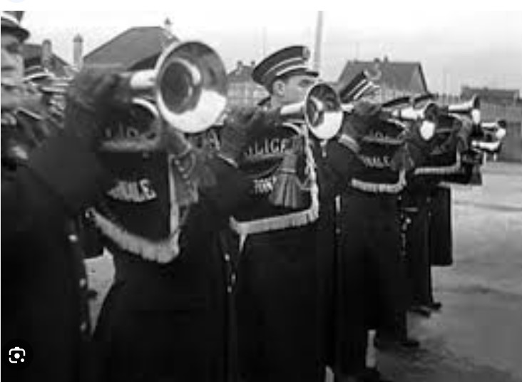 musique police.jpg