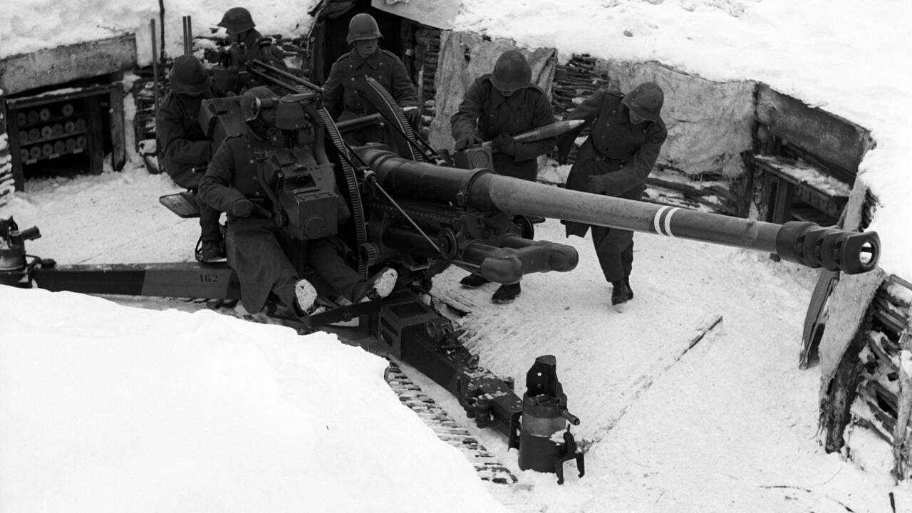 DCA Suisse 1945.jpg
