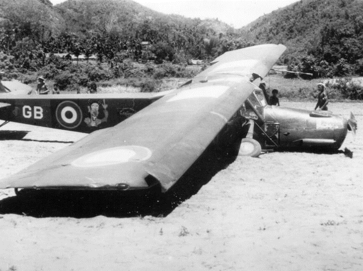 morane crash.gif