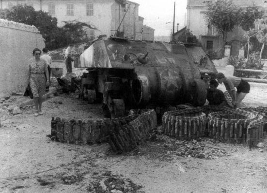 L’armée d’Afrique débarque en Provence.jpg
