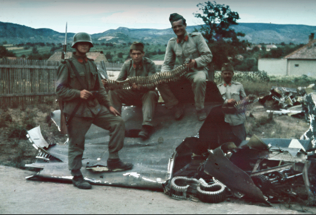 us wreck 2.gif