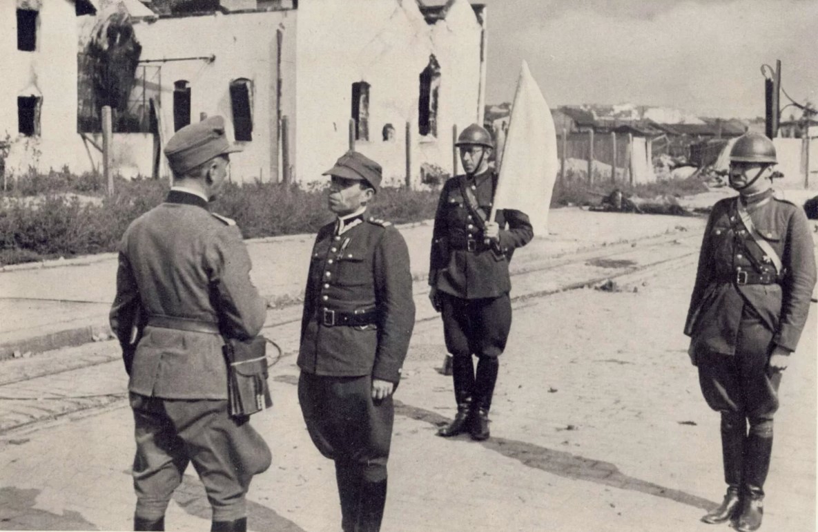 pol red.jpg