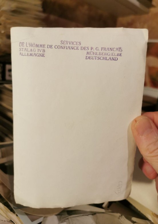 homme de confiance 2.jpg