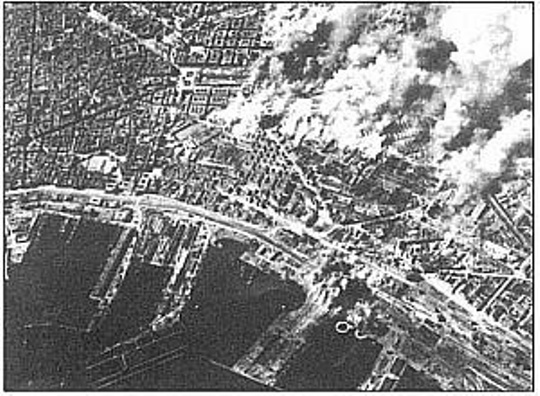 bombtrainstationnapli.jpg