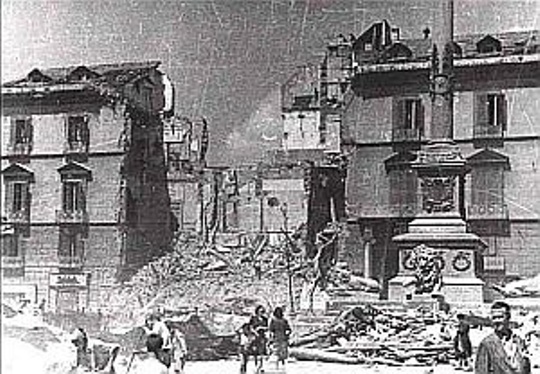 bombmartirinapoli.jpg