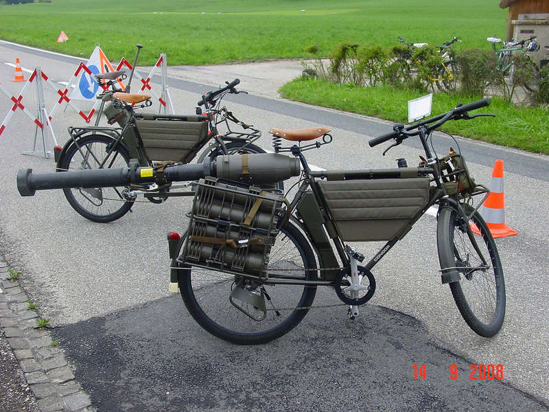 Vélo d'ordonnance 83.jpg