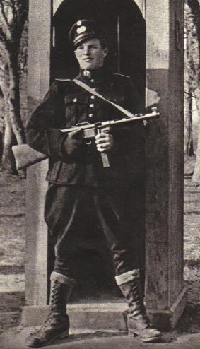 Hipoguard_danish_police_uniforma.jpg
