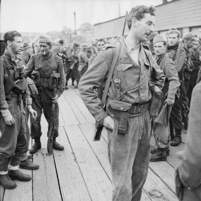 Lord_Lovat,_Newhaven,_1942.jpg