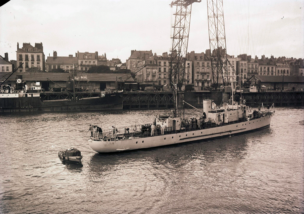 chasseur sous marin.gif
