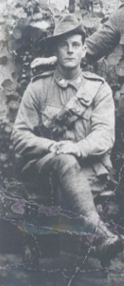 Slough hat australien.jpg