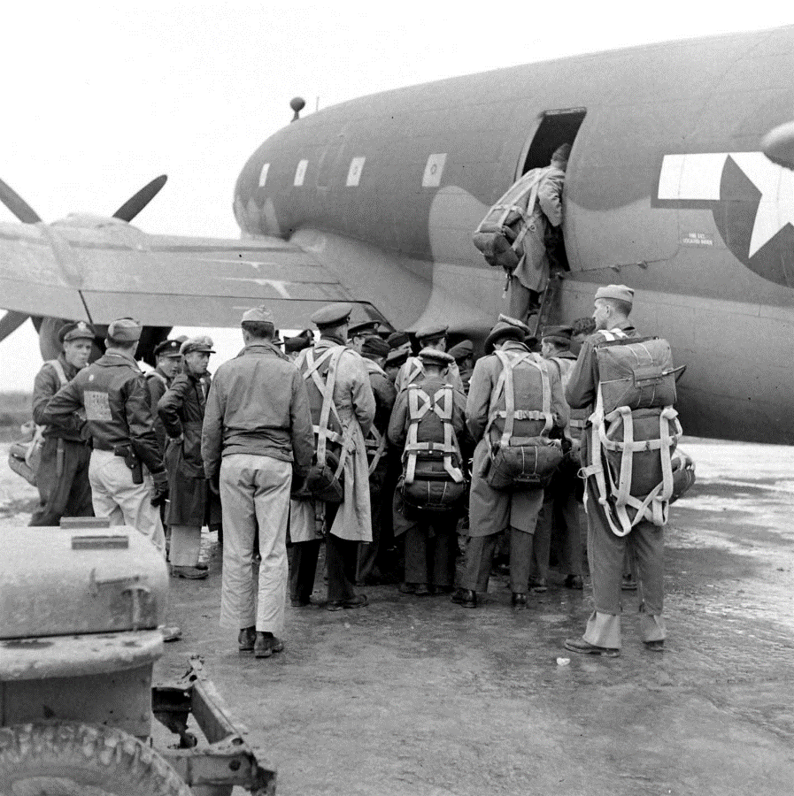 hump 1944.gif