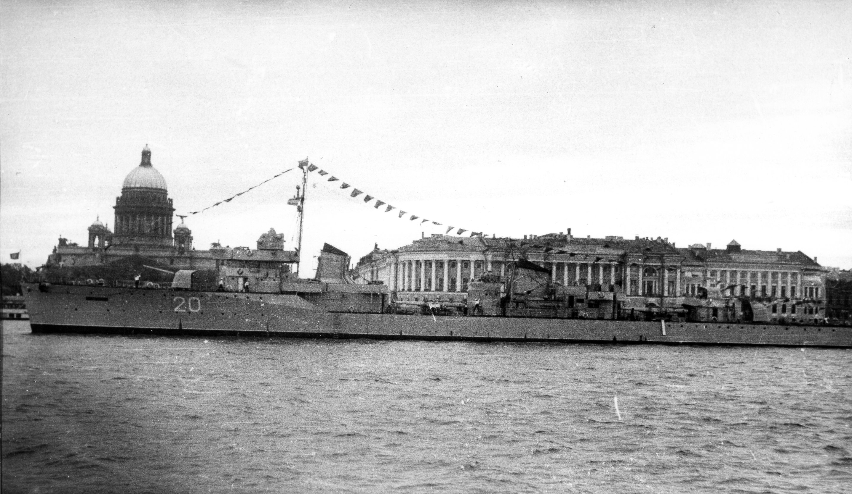 OPITNY 1945.jpg