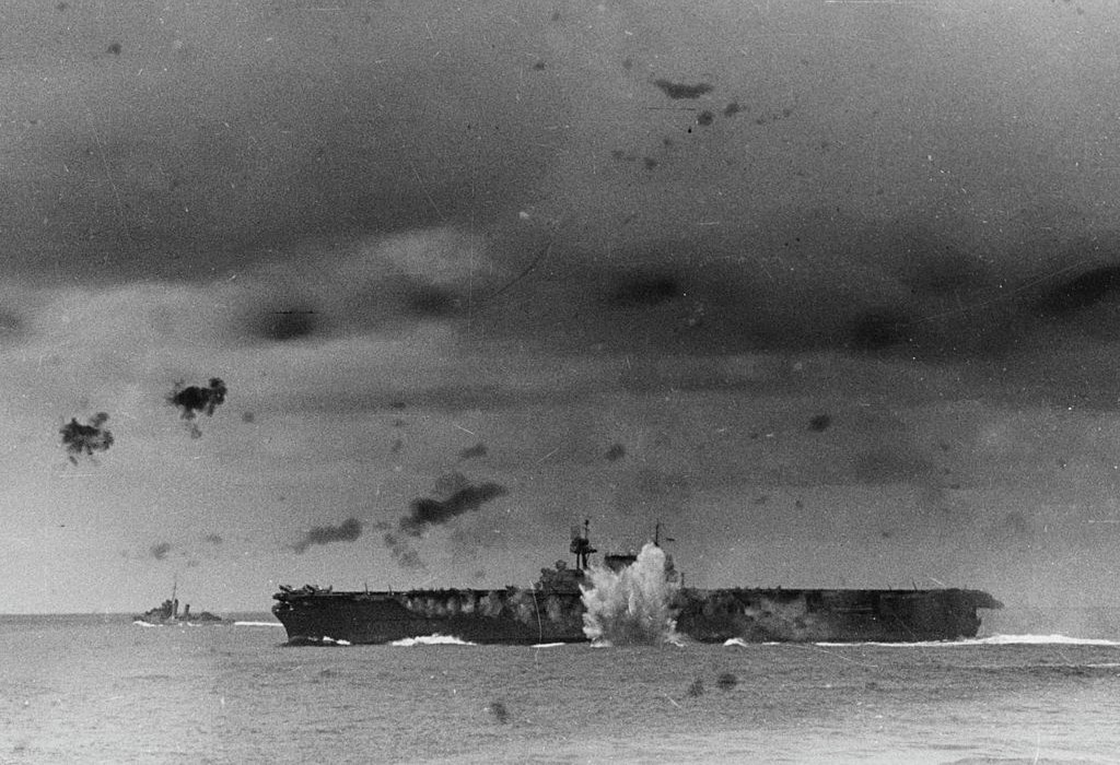 CV6 ENTERPRISE 1942 10 26 _during_the_Battle_of_the_Santa_Cruz_Islands_.jpg
