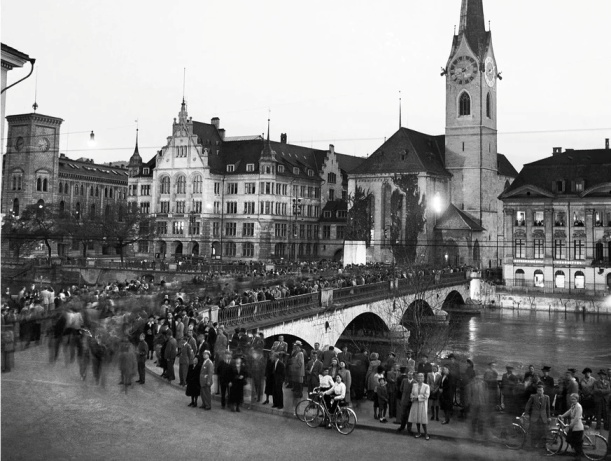 EgliseZurich.jpg