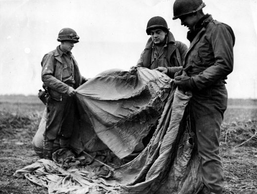 Unbekannter_Kuenstler_-_Second_World_War_(1939-1945)_-_World_War_II_(WWII_or_WW2)_Near_Kornelmunster_(Ge_-_(MeisterDrucke-948900).jpg