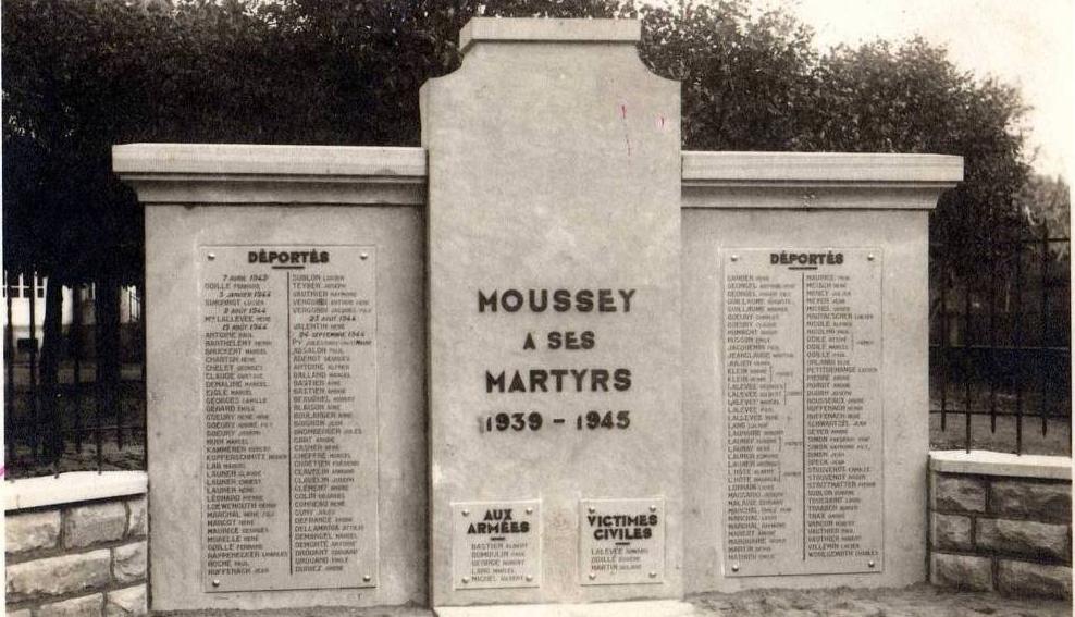 Monument Moussey.JPG